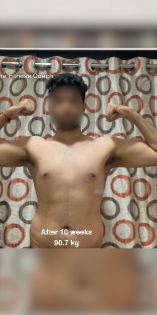 Sarvesh after: same place, flexing both arms, visibly leaner, face blurred, 90.7 kg.